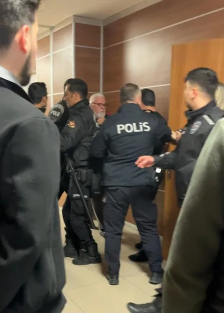 Tanju Özcan'ın Davasında İlk Duruşma Gerçekleşti