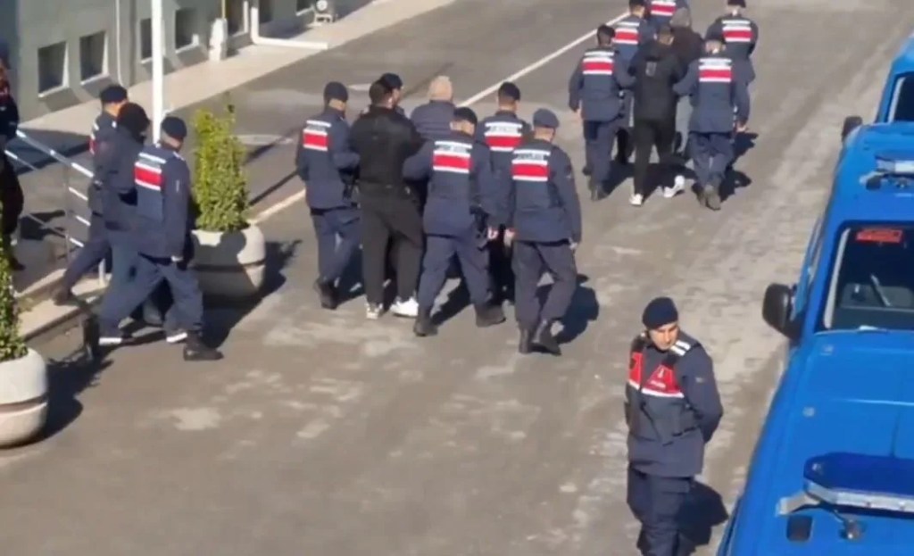 Karaman ve Tokat'ta Tefeci Operasyonu: 25 Kişi Tutuklandı