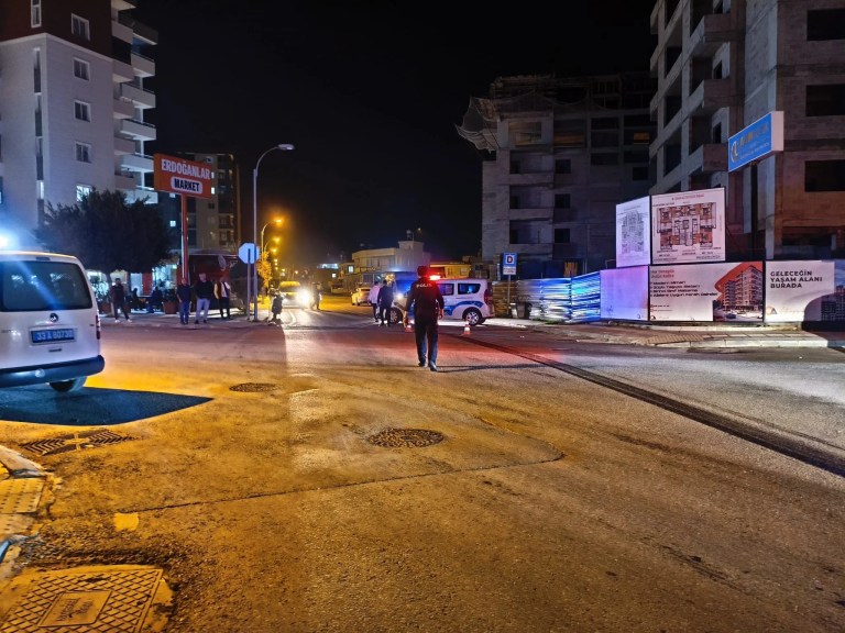 Tarsus'ta TIR Kazasında Bir Kadın Hayatını Kaybetti