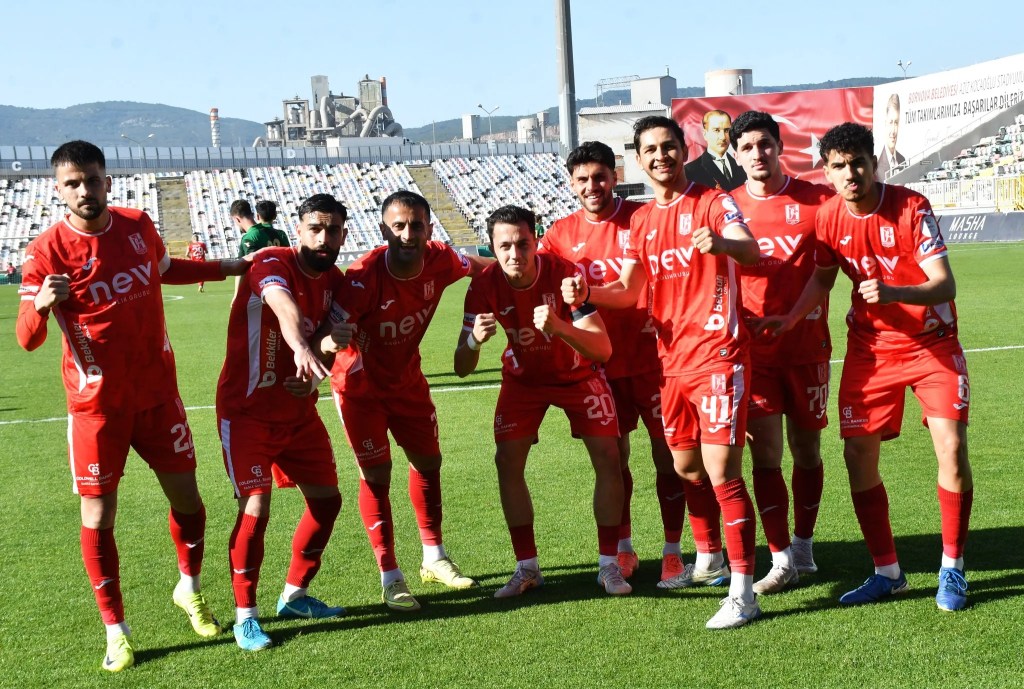 Balıkesirspor Play-Off'ta Eskişehirspor'u Ağırlıyor