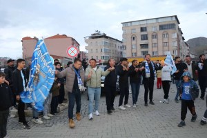 Erzurumspor'un Süper Lig Sevinci Oltu'da Coşkuyla Kutlandı