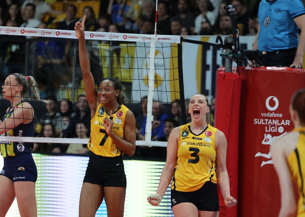 VakıfBank Sultanlar Ligi'nde Şampiyon Oldu