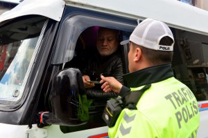 Adana'da Gereksiz Korna Kullanan Sürücülere Ceza Yağdı
