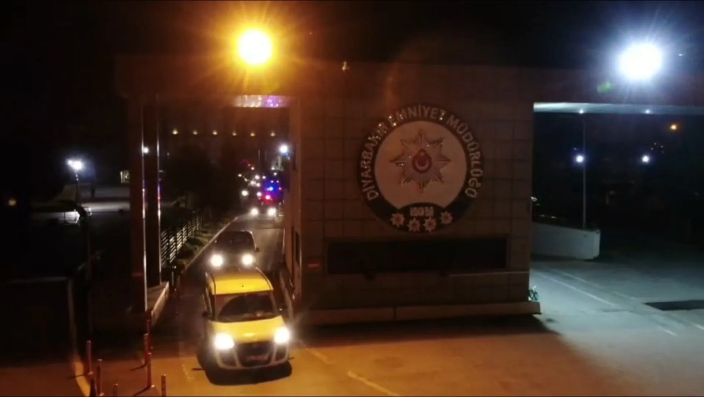 Diyarbakır Merkezli Operasyonda 111 Kişi Gözaltında