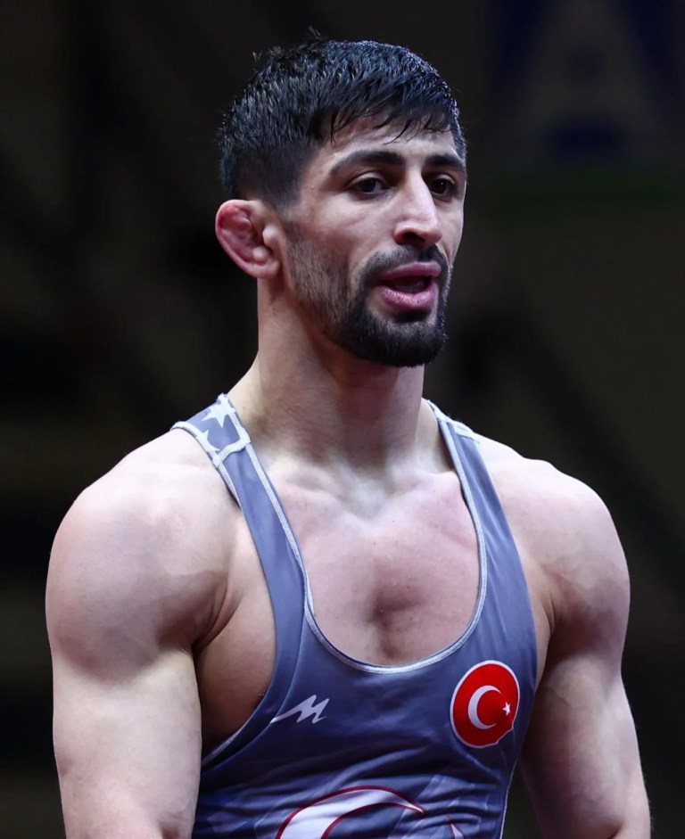 Kerem Kamal Avrupa Güreş Şampiyonası'nda Bronz Madalya Kazandı
