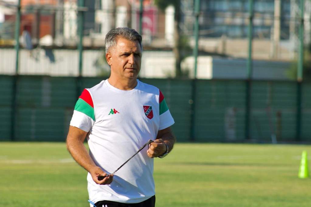 Karşıyaka Play-Off Finallerinde Tecrübeli İsimlerle İlerliyor