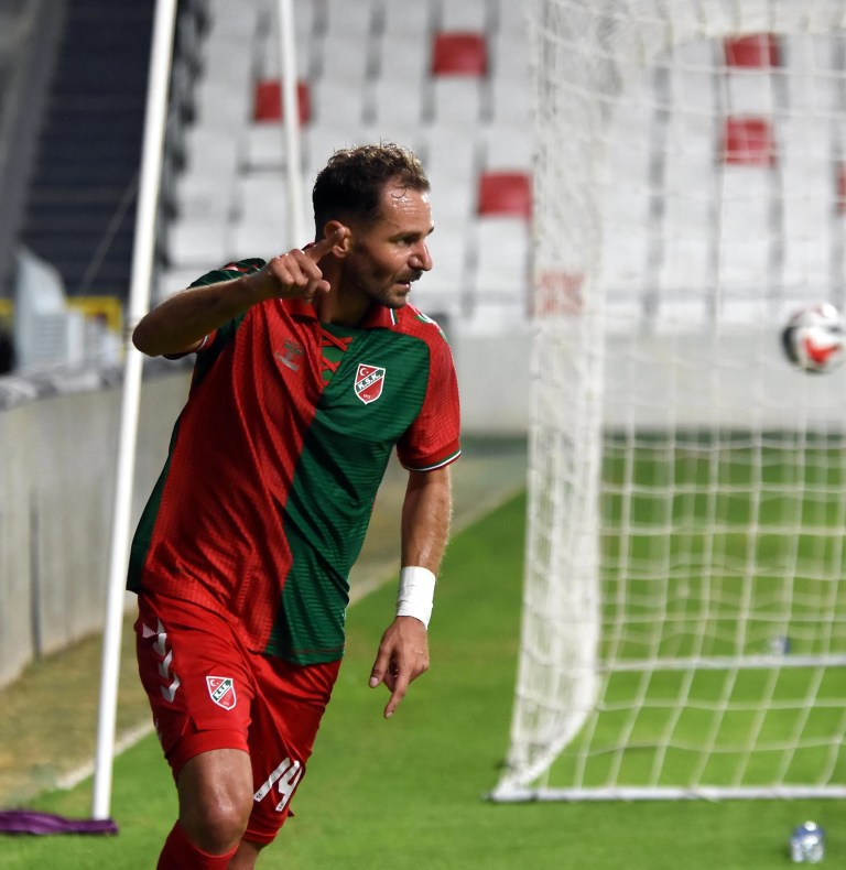 Karşıyaka Play-Off Finallerinde Tecrübeli İsimlerle Sahada