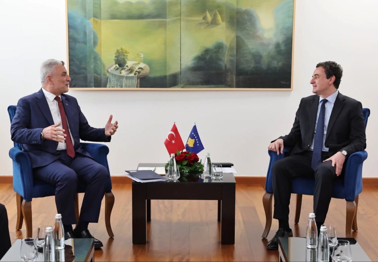 Bakan Bolat Kosova Başbakanı Kurti ile Görüştü