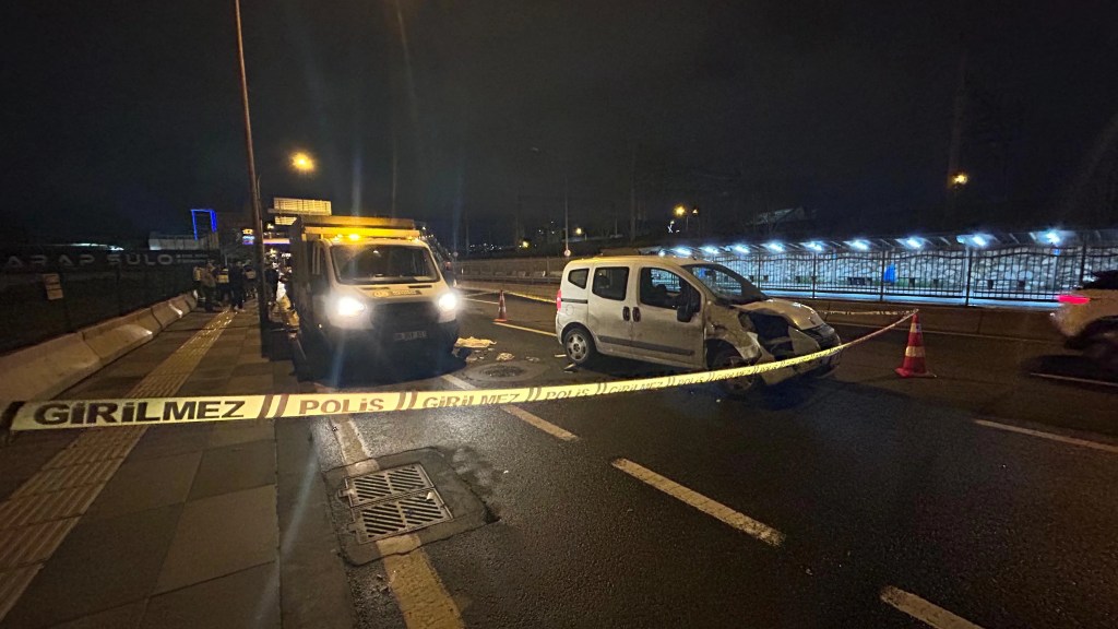 Ankara'da Trafik Kazası: Motosiklet Sürücüsü Ağır Yaralı