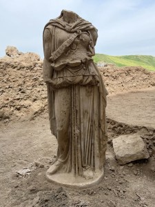 Laodikeia'da Athena Heykeli Bulundu