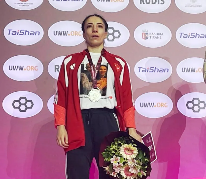 Evin Demirhan Yavuz Avrupa Şampiyonası'nda Gümüş Madalya Kazandı