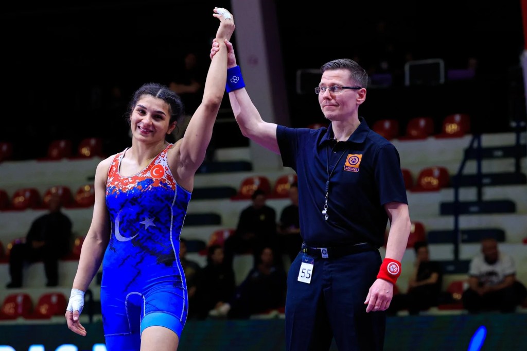 Nesrin Baş Avrupa Güreş Şampiyonası'nda Altın Madalya Kazandı
