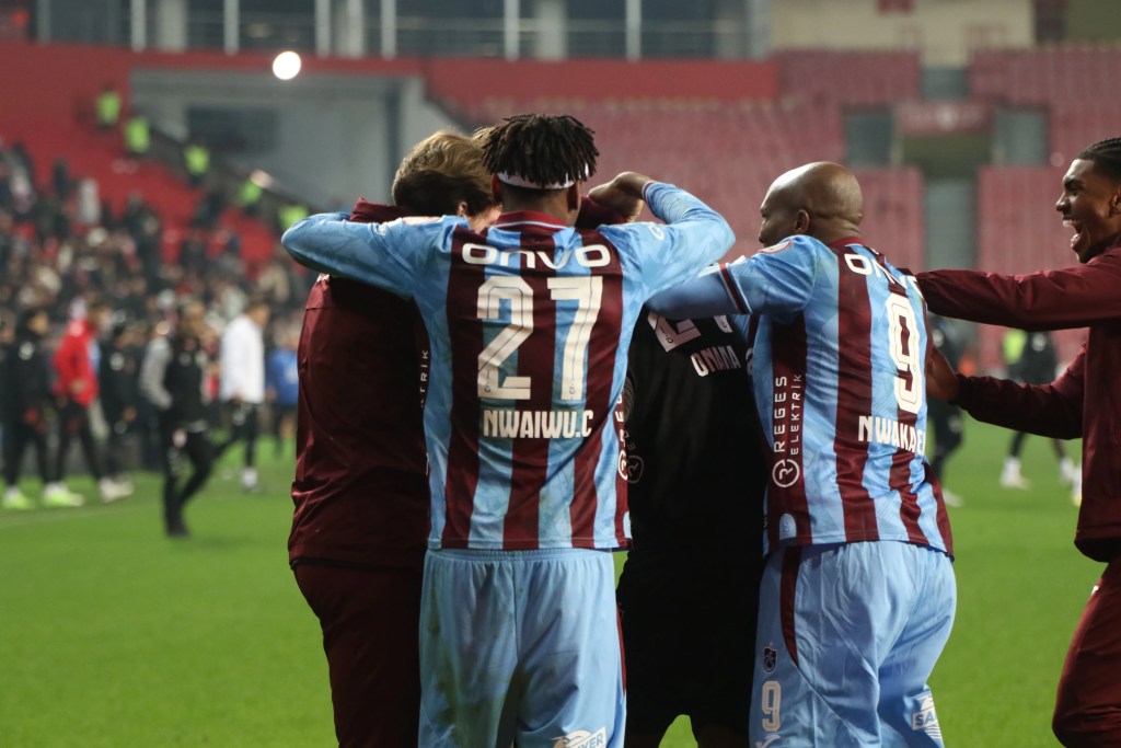 Trabzonspor Penaltılarla Yarı Finale Yükseldi