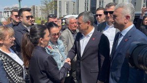 Özgür Özel: Görüşmek isteyen düşman hukukunu bırakmalı