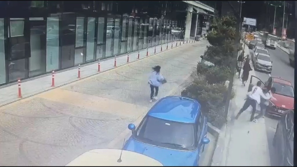 Kağıthane'de Eski Sevgilinin Barışma Planı Gasp Girişimiyle Sonuçlandı
