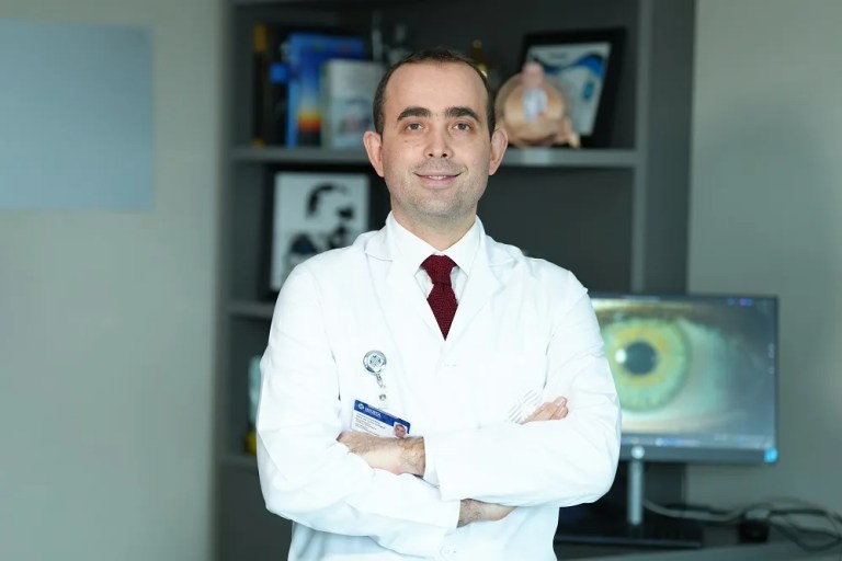 Lazer Göz Cerrahisinde Kişiye Özel Analiz Neden Önemli?
