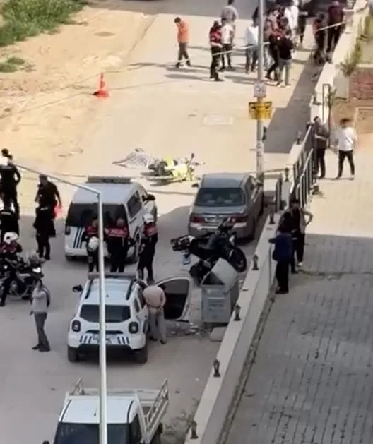 Adana'da Motosikletli Kişi Silahlı Saldırıda Hayatını Kaybetti