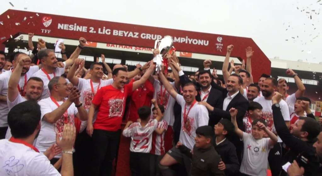 Batman Petrolspor 24 Yıl Sonra 1. Lig'de