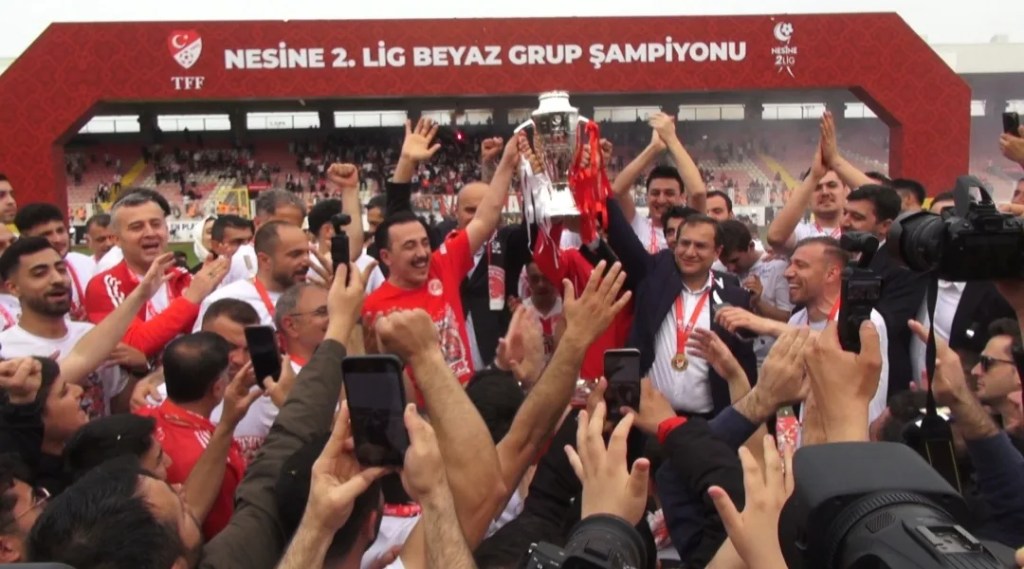 Batman Petrolspor 24 Yıl Sonra 1. Lig'de