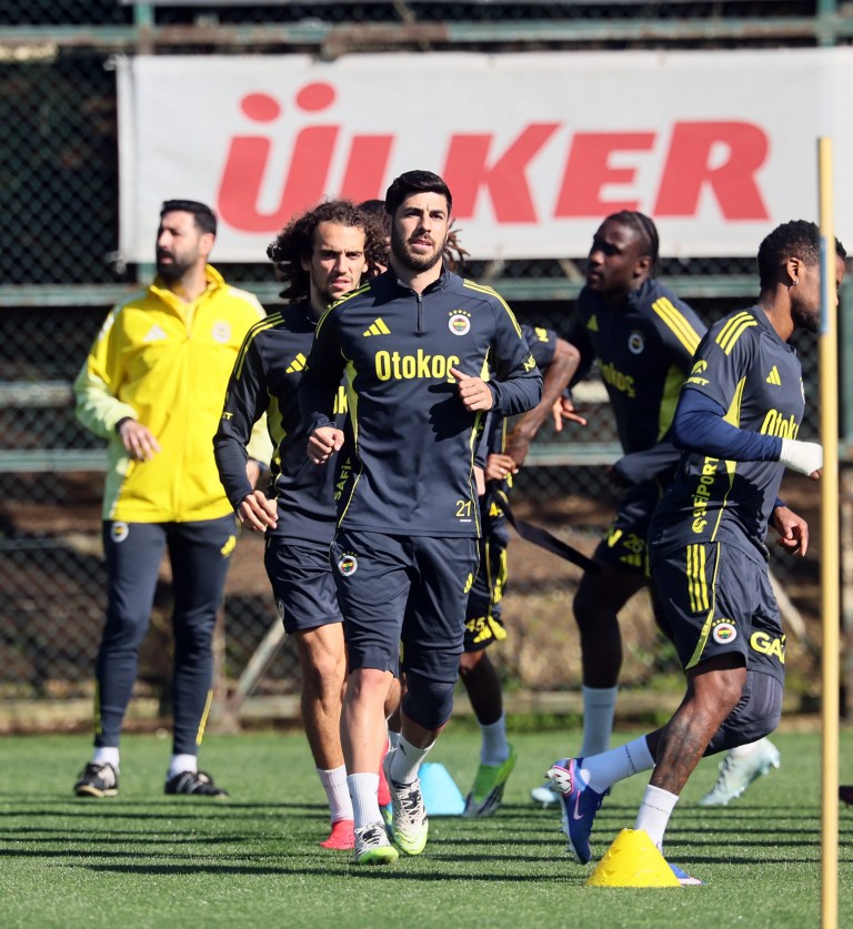 Fenerbahçe Derbi Öncesi Hazırlıklarını Tamamladı