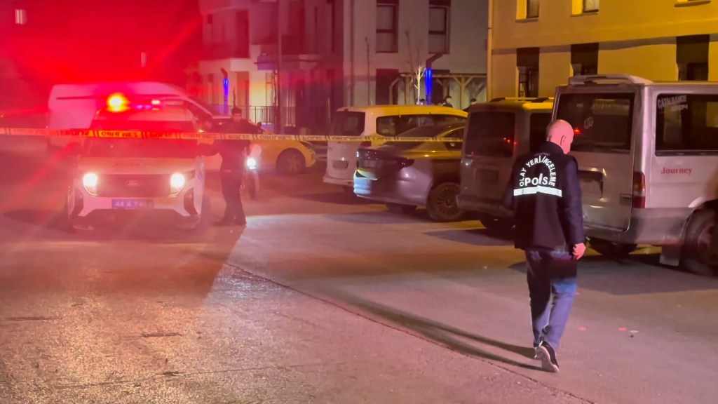 Malatya'da Aracından İnerken Silahlı Saldırıya Uğradı