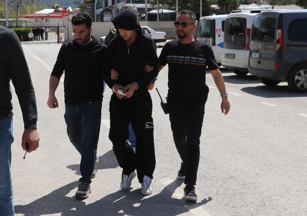 Denizli'de Sokak Düğünü Sonrası Kavga: 1 Ölü, 1 Yaralı