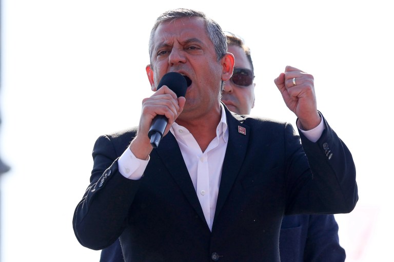 Özgür Özel Seçim Sandığı Çağrısı Yaptı