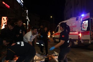 Antalya'da Galatasaray Kutlamasında Bıçaklı Saldırı