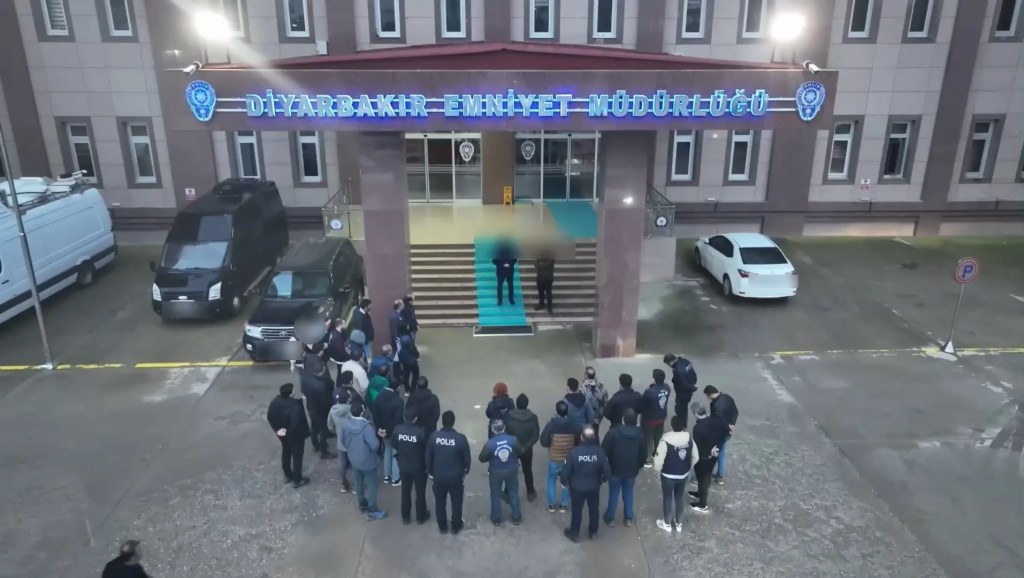 Diyarbakır'da Yasa Dışı Bahis Operasyonu: 22 Tutuklama