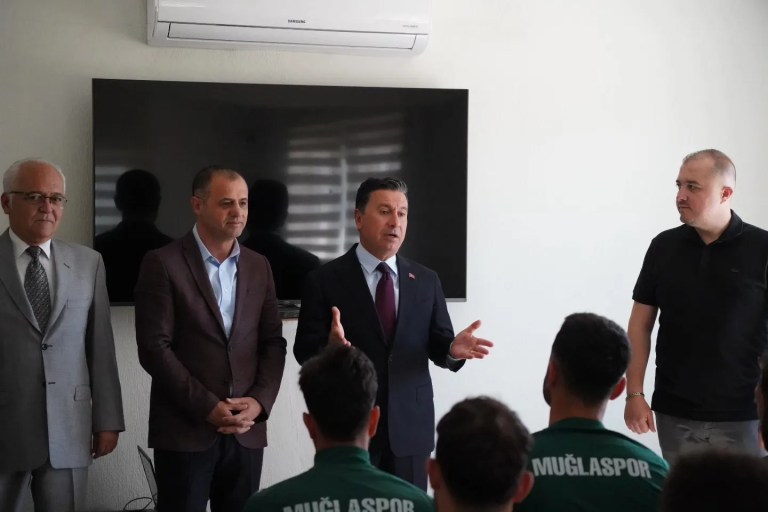 Muğlaspor'a Başkan Aras'tan Destek Ziyareti