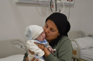 Reyyan Bebek Sağlığına Kavuştu: Mardin'de İlk Diyafram Fıtığı Ameliyatı