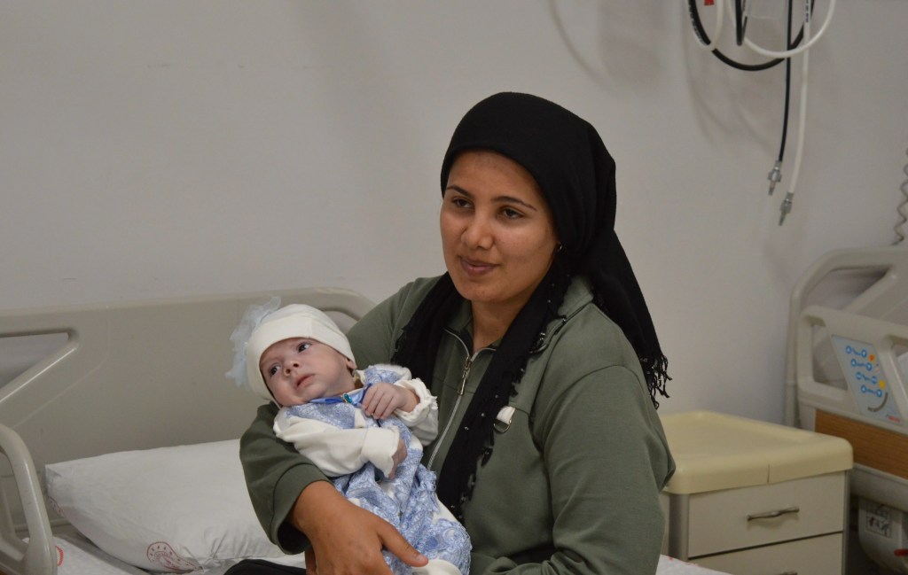 Reyyan Bebek Sağlığına Kavuştu: Mardin'de İlk Diyafram Fıtığı Ameliyatı