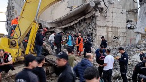 Kahramanmaraş'ta Yıkımda İş Makinesi Operatörü Yaralandı