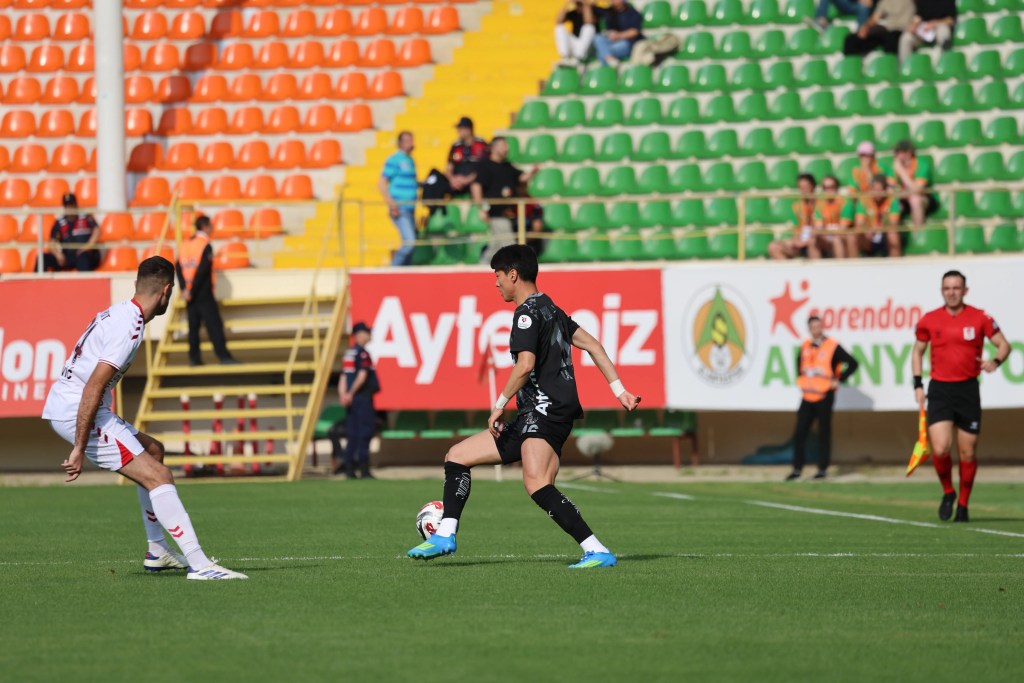 Samsunspor Deplasmanda Alanyaspor'u 3-2 Mağlup Etti