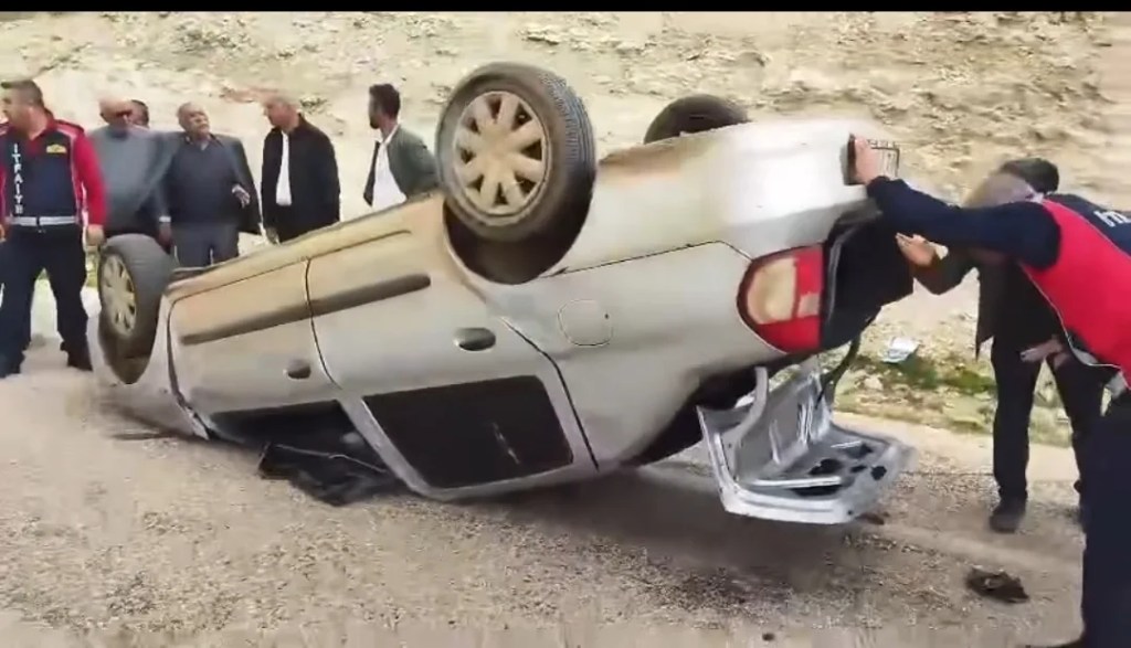 Adıyaman'da otomobil kazasında sürücü ağır yaralandı