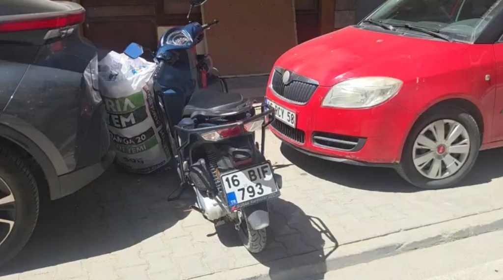 Bursa'da Motosiklet Kazası: Sürücü Yaralandı
