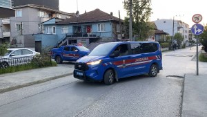 Düzce'de Uyuşturucu Operasyonu: 1 Kilo Bonzai Ele Geçirildi