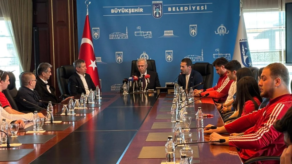 Avrupa Şampiyonları Ankara'da Basınla Buluştu