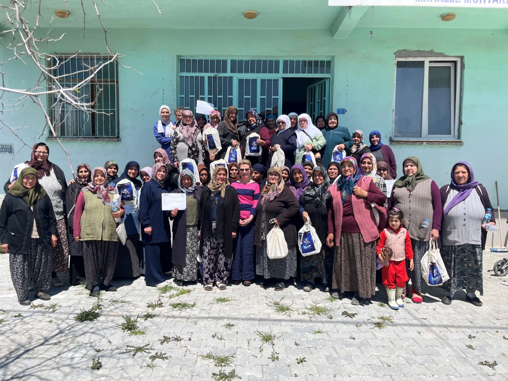 TİKAV'dan Kırsaldaki Kadınlara İletişim Eğitimi