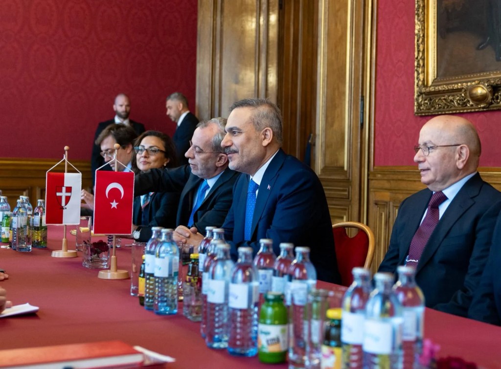 Bakan Fidan Viyana'da Önemli Görüşmeler Yaptı