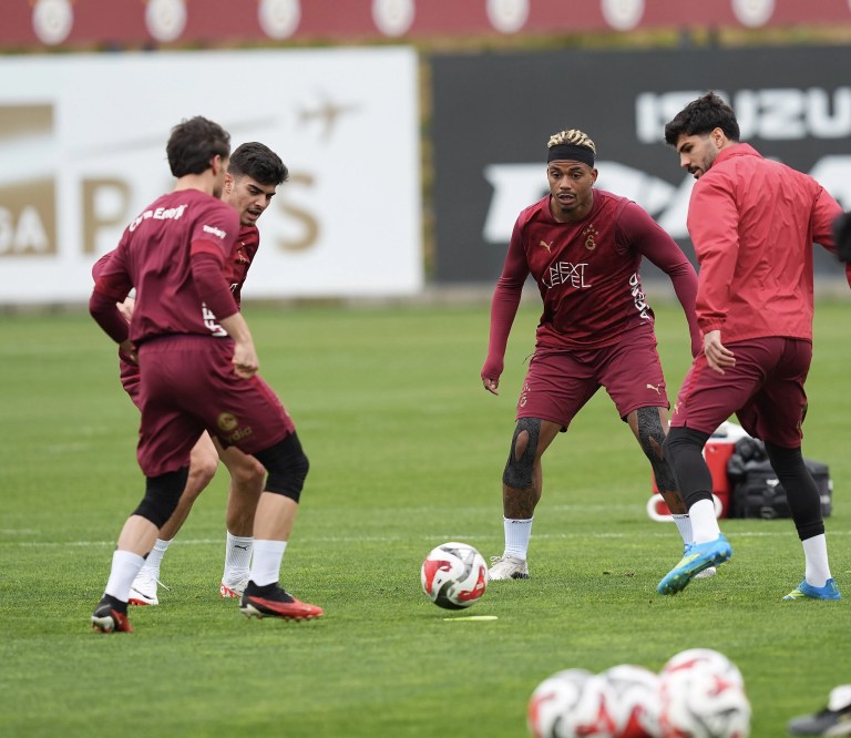 Galatasaray Samsunspor Maçı Öncesi Hazırlıklarını Sürdürüyor