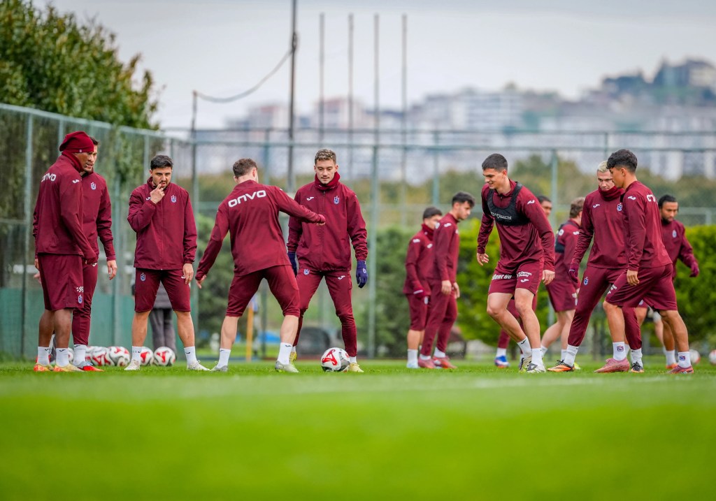 Trabzonspor Göztepe Maçı İçin Hazırlıklarını Sürdürüyor