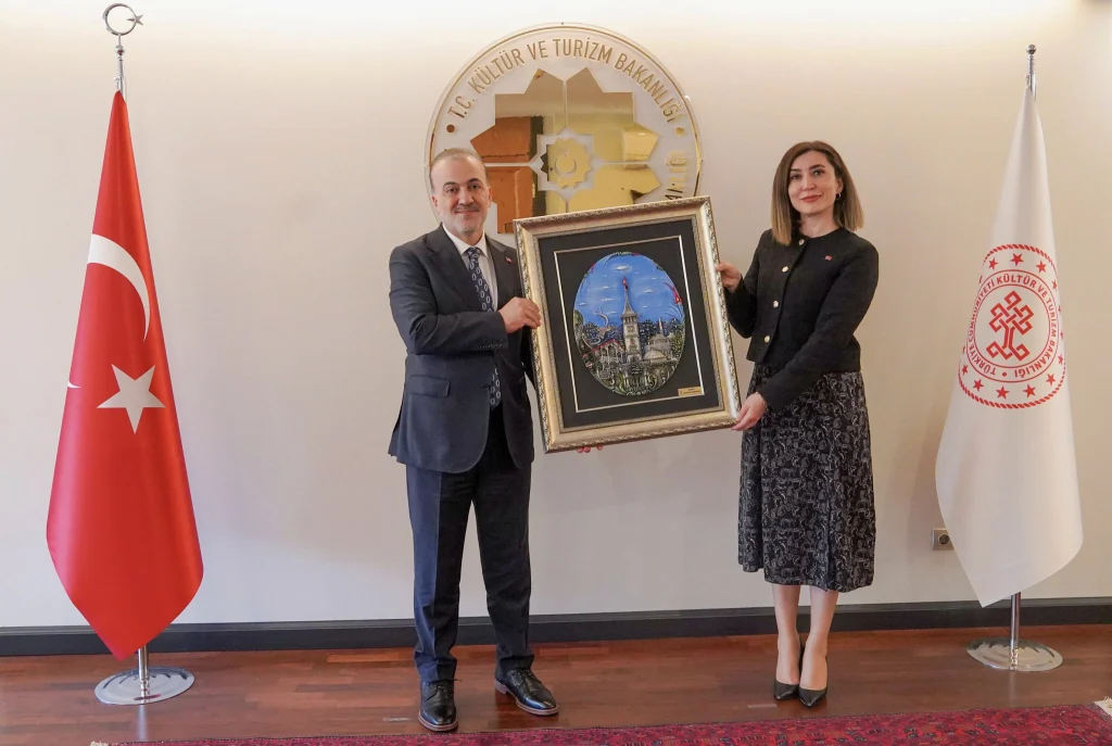 Şahin Talus’tan Alevi-Bektaşi Başkanlığı’na ziyaret