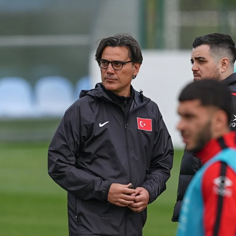 Montella’dan Kerem Aktürkoğlu’na Dünya Kupası sözü