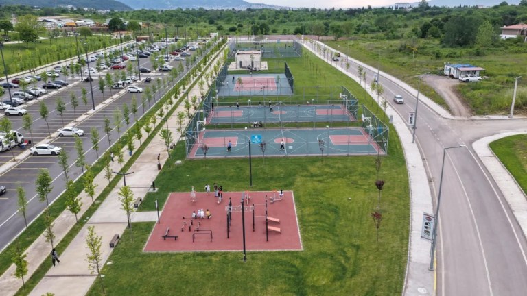 Başiskele Millet Bahçesi 19 Mayıs’ta doldu taştı
