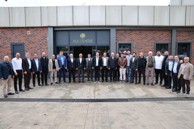 Körfez Gümüşhaneliler’de Oltan Yazgan güven tazeledi