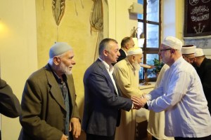 Başkan Büyükakın bayramı vatandaşlarla kutladı