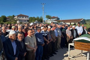 Vedat Gülcan’ın babası yaşamını yitirdi