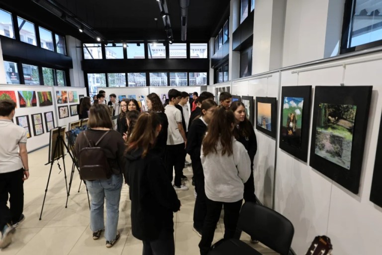 Kartepe’de Genç Yeteneklerin Renkleri Sergisi