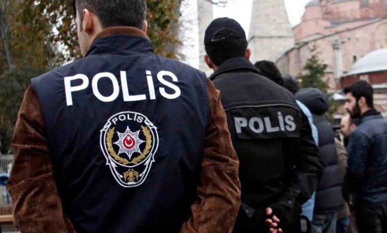 Otobüslerde 1238 gizli polis yolcu!